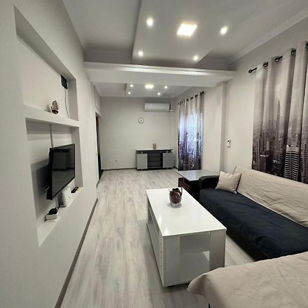 Deluxe Apartment 卡瓦拉 外观 照片